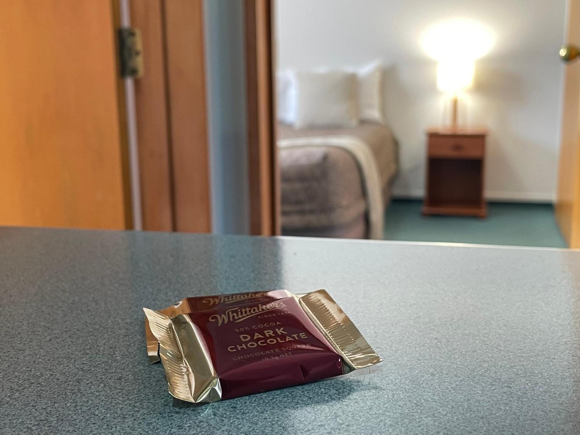 Asure Ambassador Motor Lodge Oamaru Eksteriør billede