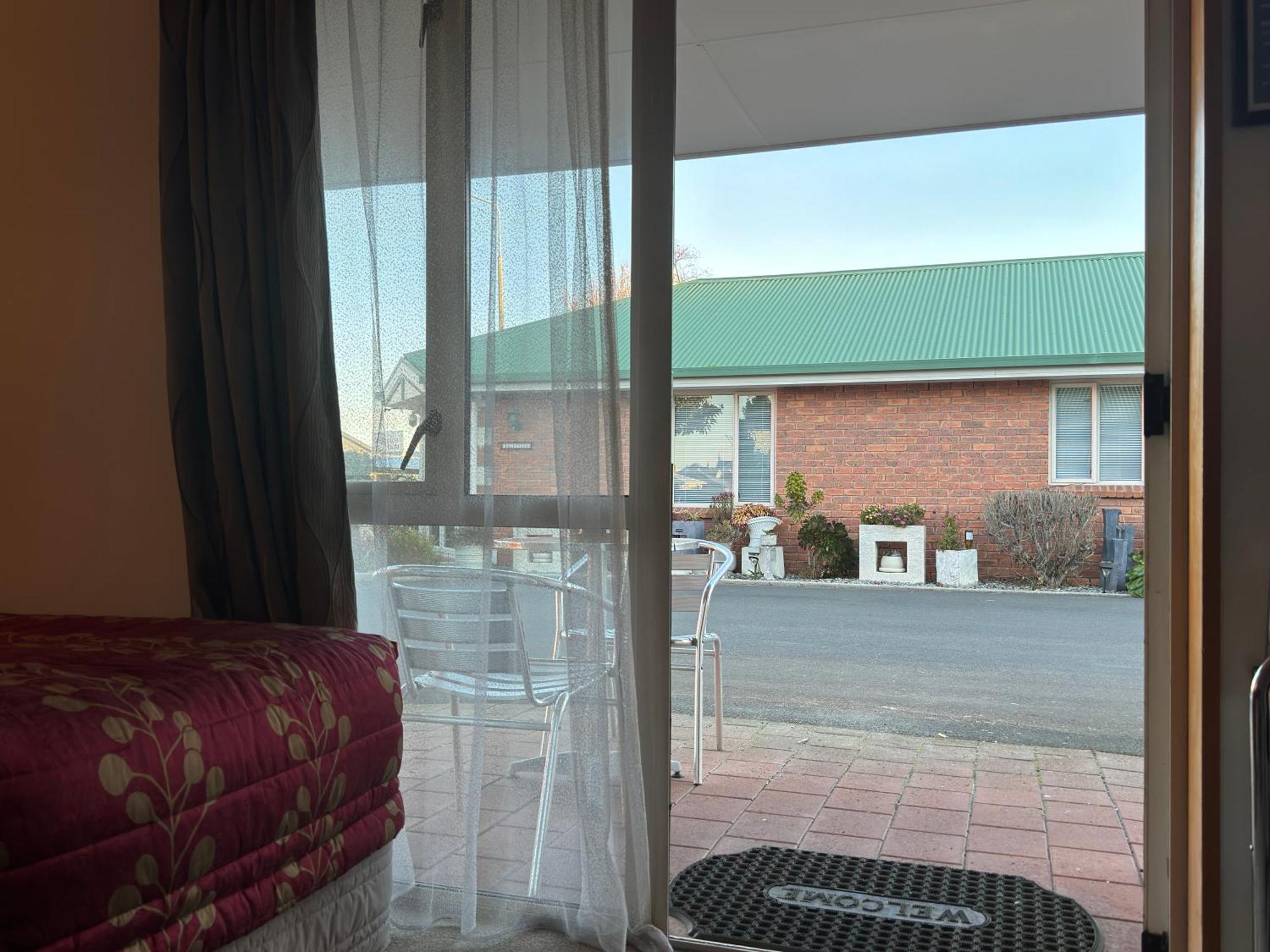 Asure Ambassador Motor Lodge Oamaru Eksteriør billede